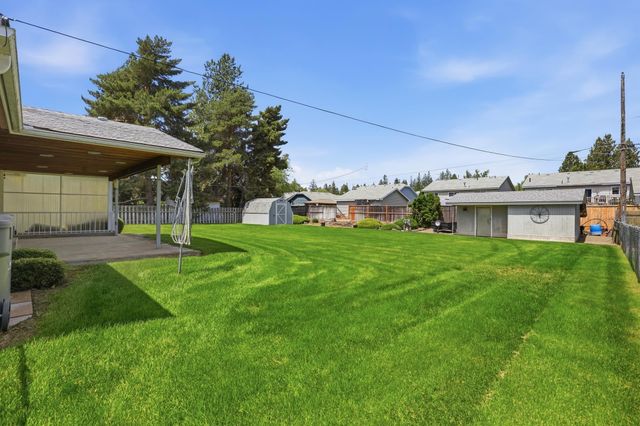 10015 E 18th Ave, Spokane Valley, WA 99206