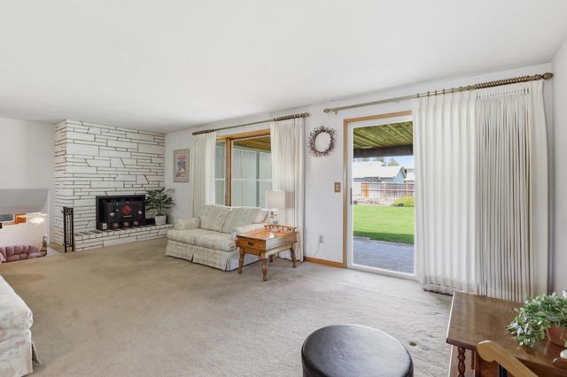 10015 E 18th Ave, Spokane Valley, WA 99206