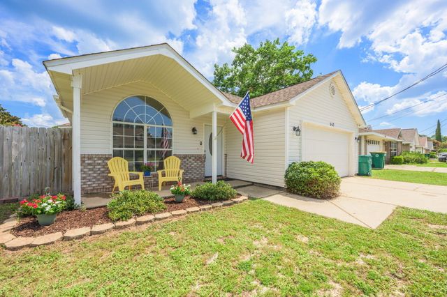 557 Rough Leaf Lane, Mary Esther, FL 32569