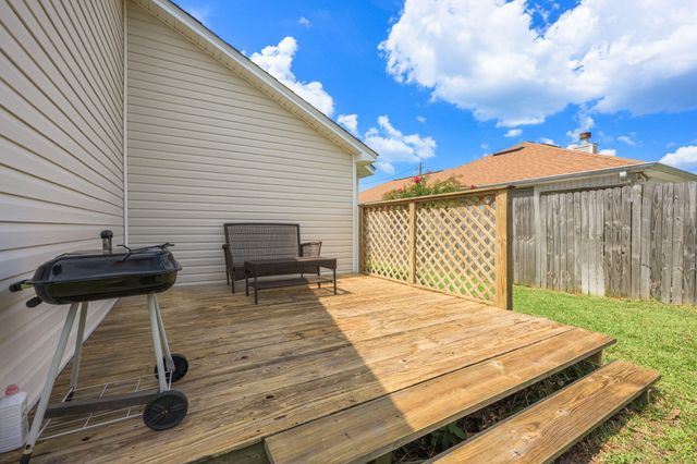 557 Rough Leaf Lane, Mary Esther, FL 32569