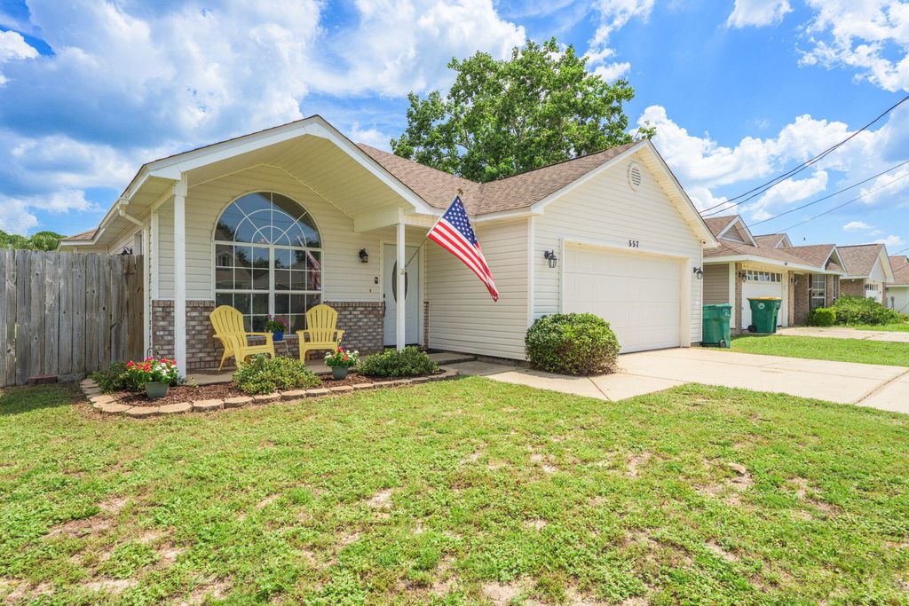 557 Rough Leaf Lane, Mary Esther, FL 32569