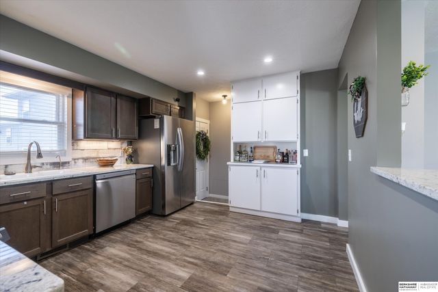 9604 Ruggles Street, Omaha, NE 68134