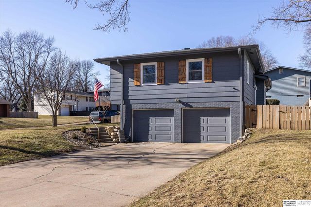 9604 Ruggles Street, Omaha, NE 68134