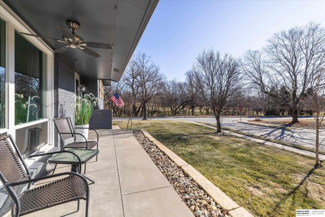 9604 Ruggles Street, Omaha, NE 68134