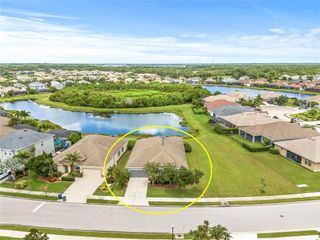 815 ROSEMARY CIRCLE, Bradenton, FL 34212
