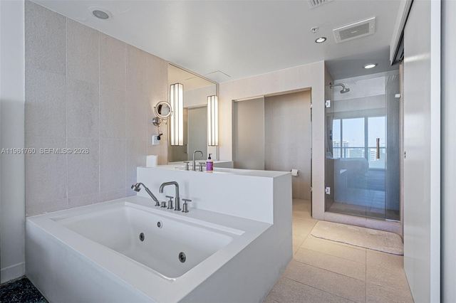 3101 Bayshore Dr 1804, Fort Lauderdale, FL 33304