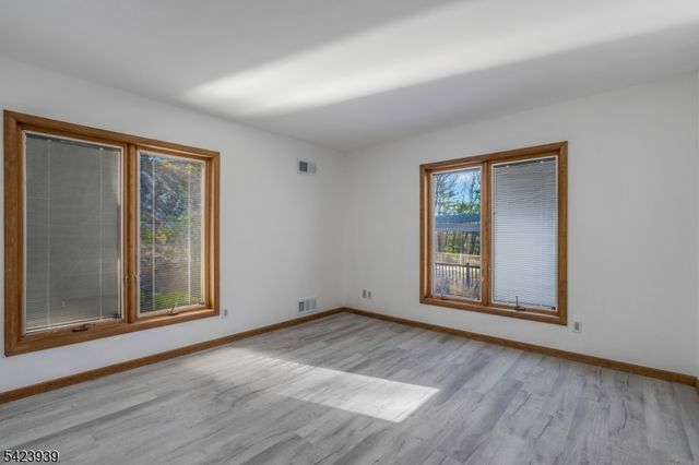 76 Mountain Spring Dr, Sparta Twp., NJ 07871