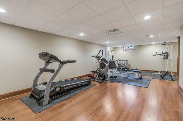 76 Mountain Spring Dr, Sparta Twp., NJ 07871