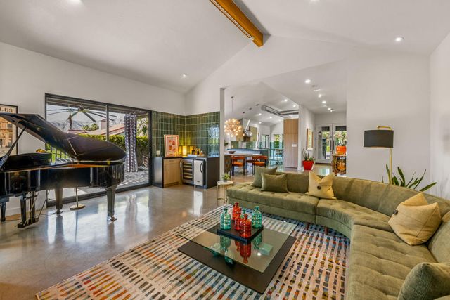24 Calle Ardilla, Rancho Mirage, CA 92270
