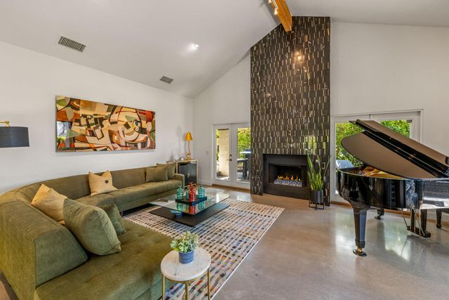 24 Calle Ardilla, Rancho Mirage, CA 92270