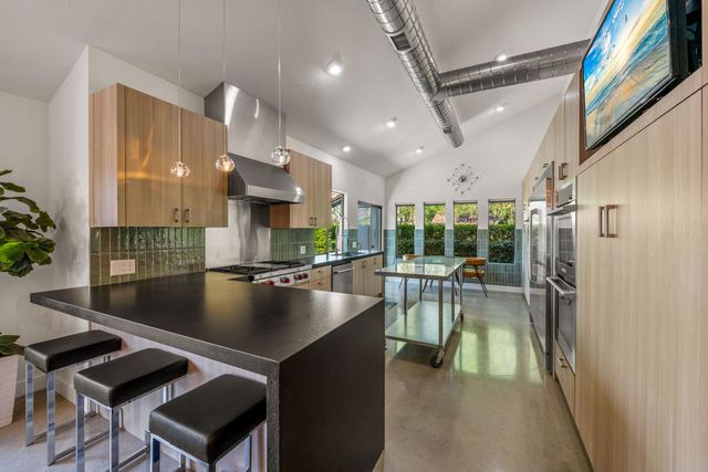 24 Calle Ardilla, Rancho Mirage, CA 92270