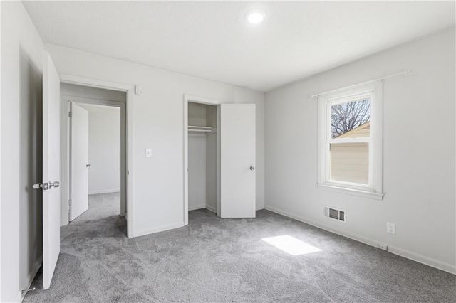 10109 White Avenue, Kansas City, MO 64134