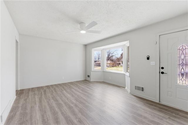 10109 White Avenue, Kansas City, MO 64134