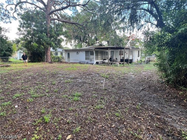 1802 Marilyn DR, North Fort Myers, FL 33917