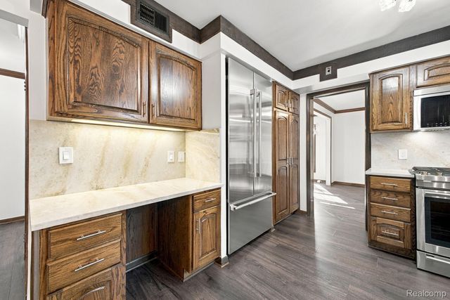 16235 Winchester Drive, Northville Township, MI 48168