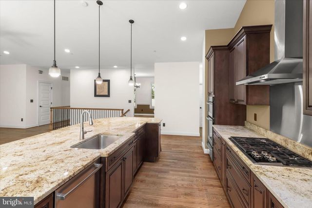 2106 EDWIN LN, Crownsville, MD 21032