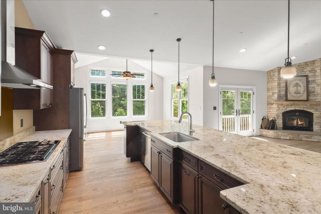 2106 EDWIN LN, Crownsville, MD 21032