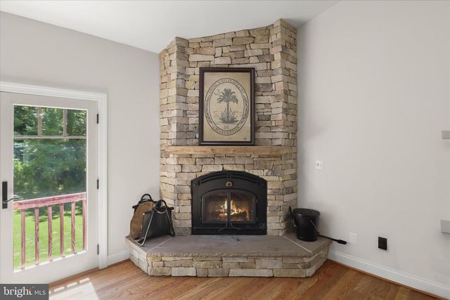 2106 EDWIN LN, Crownsville, MD 21032