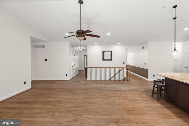 2106 EDWIN LN, Crownsville, MD 21032