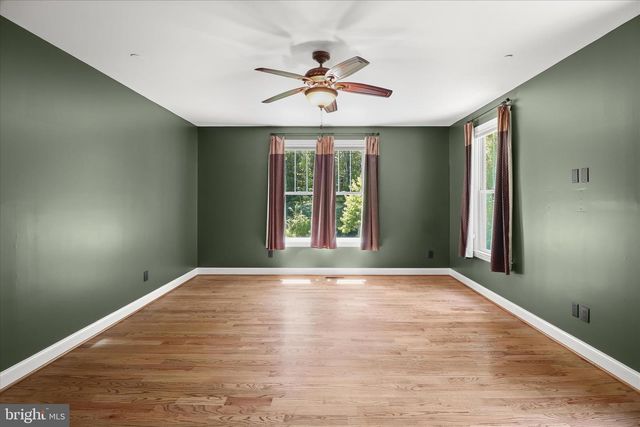 2106 EDWIN LN, Crownsville, MD 21032