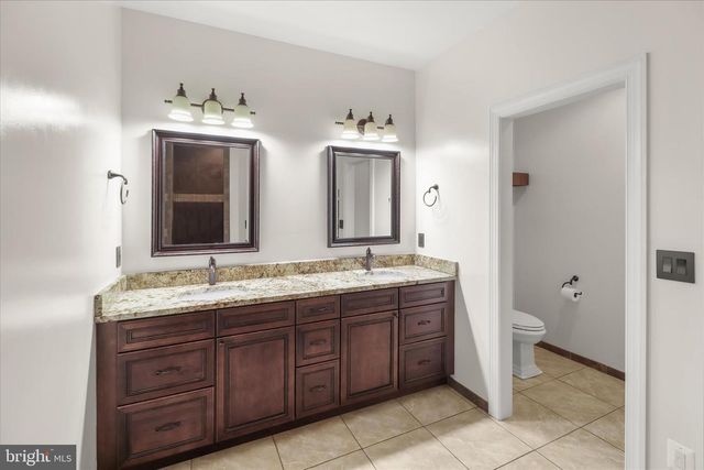 2106 EDWIN LN, Crownsville, MD 21032