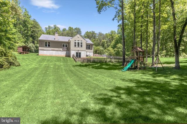 2106 EDWIN LN, Crownsville, MD 21032