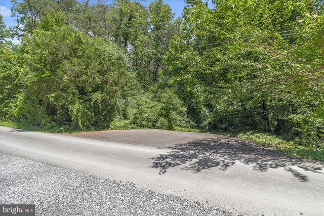 2106 EDWIN LN, Crownsville, MD 21032