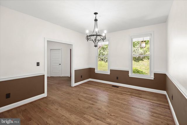 2106 EDWIN LN, Crownsville, MD 21032