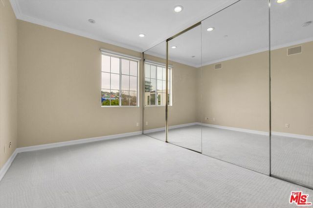 128 N Swall Drive PH6, Los Angeles, CA 90048