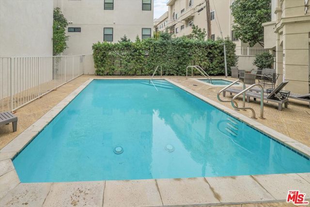 128 N Swall Drive PH6, Los Angeles, CA 90048