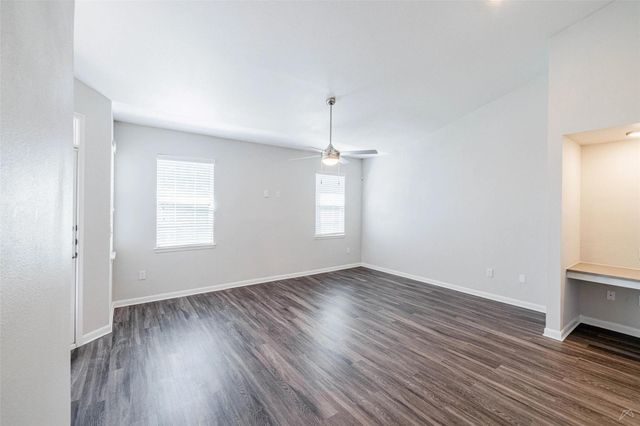 12215 Hunters Chase DR N-1204N, Austin, TX 78729