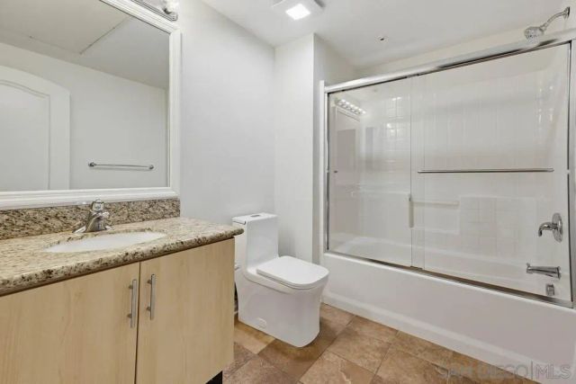 550 Park Blvd 2604, San Diego, CA 92101