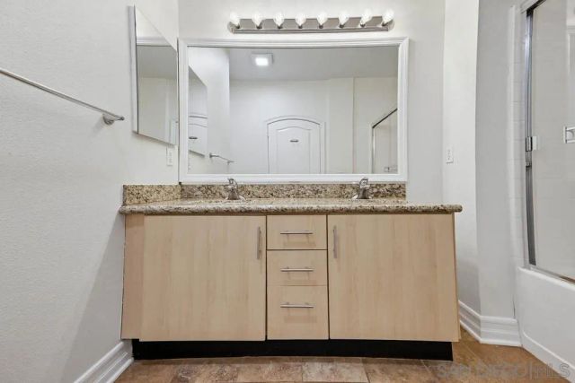 550 Park Blvd 2604, San Diego, CA 92101