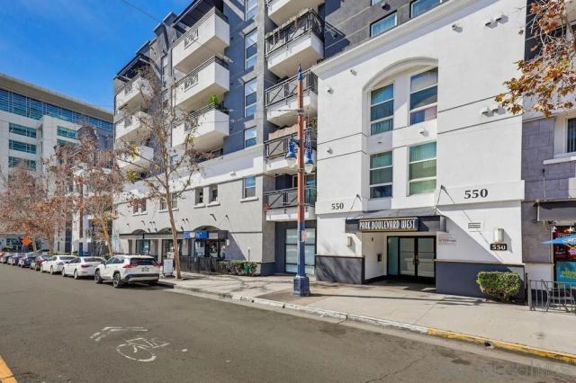 550 Park Blvd 2604, San Diego, CA 92101