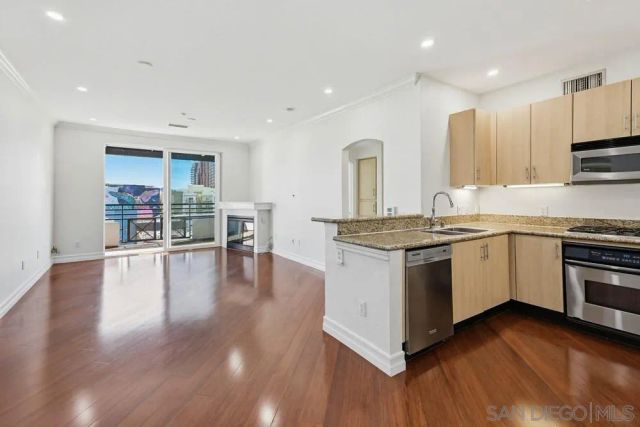 550 Park Blvd 2604, San Diego, CA 92101