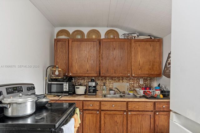 3035 NW 93rd Street, Miami, FL 33147