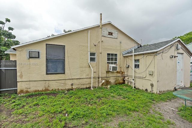 3035 NW 93rd Street, Miami, FL 33147