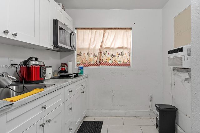 3035 NW 93rd Street, Miami, FL 33147
