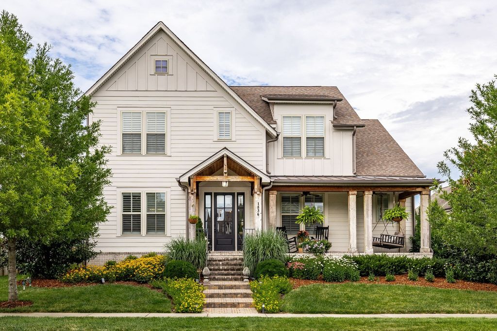 1536 Drakes Creek Rd, Hendersonville, TN 37075