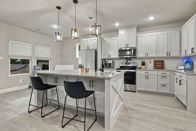 4822 Wichita Street, Granbury, TX 76048