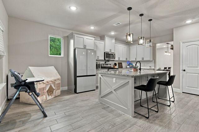 4822 Wichita Street, Granbury, TX 76048