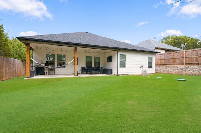 4822 Wichita Street, Granbury, TX 76048