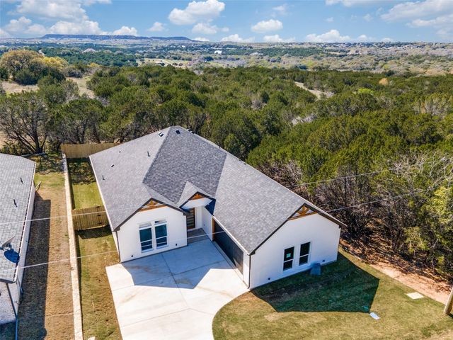 4822 Wichita Street, Granbury, TX 76048