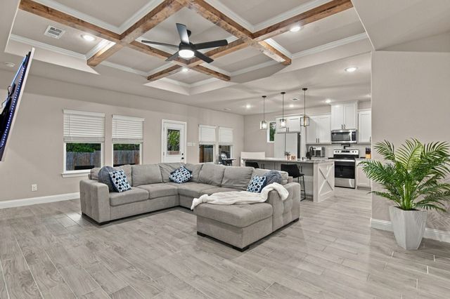 4822 Wichita Street, Granbury, TX 76048