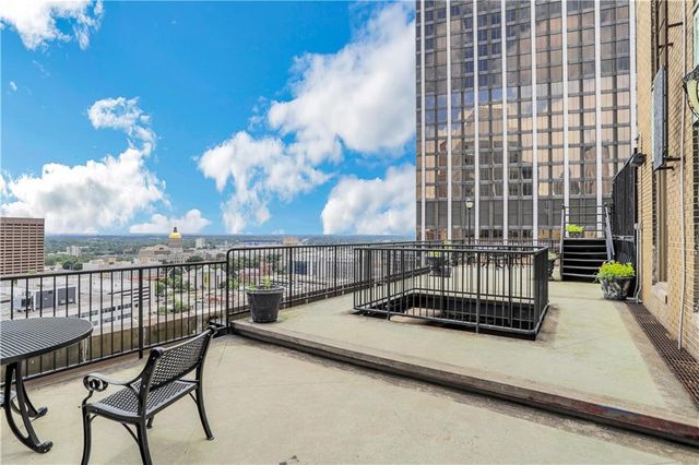 32 Peachtree NW Street 204, Atlanta, GA 30303