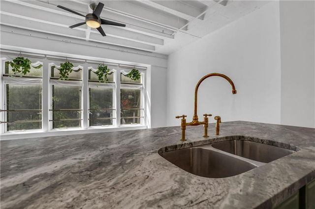 32 Peachtree NW Street 204, Atlanta, GA 30303