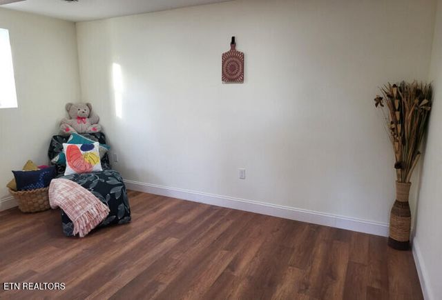 790 Sulphur Springs Rd, Clinton, TN 37716