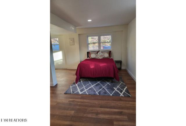 790 Sulphur Springs Rd, Clinton, TN 37716