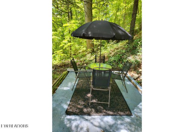 790 Sulphur Springs Rd, Clinton, TN 37716