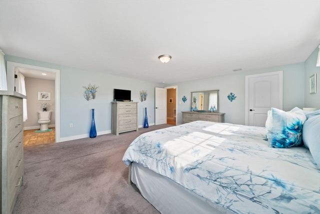 150 E High St, Avon, MA 02322
